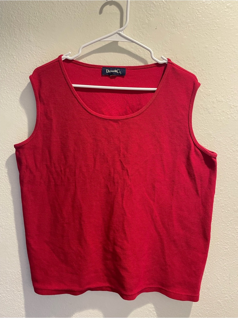 Denim & Co. Women’s Red Sleeveless Tank Top Scoop Neck Ribbed Knit Shell Size XL